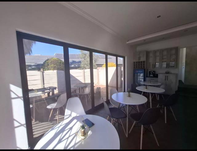 300M² RETAIL FOR SALE IN VANDERBIJLPARK SE 2